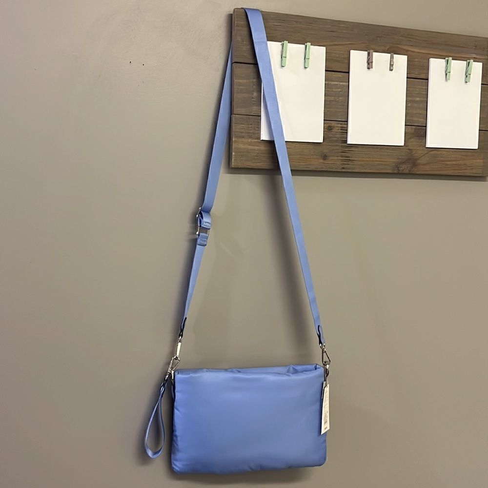 A New Day Baby Blue LightWeight Convertible Purse w/ Crossbody Stra…